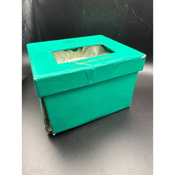 Simon Designs Crystal Paperweight Faceted Cut Glass 3.25” Diameter Damaged Box - Picture 8 of 8